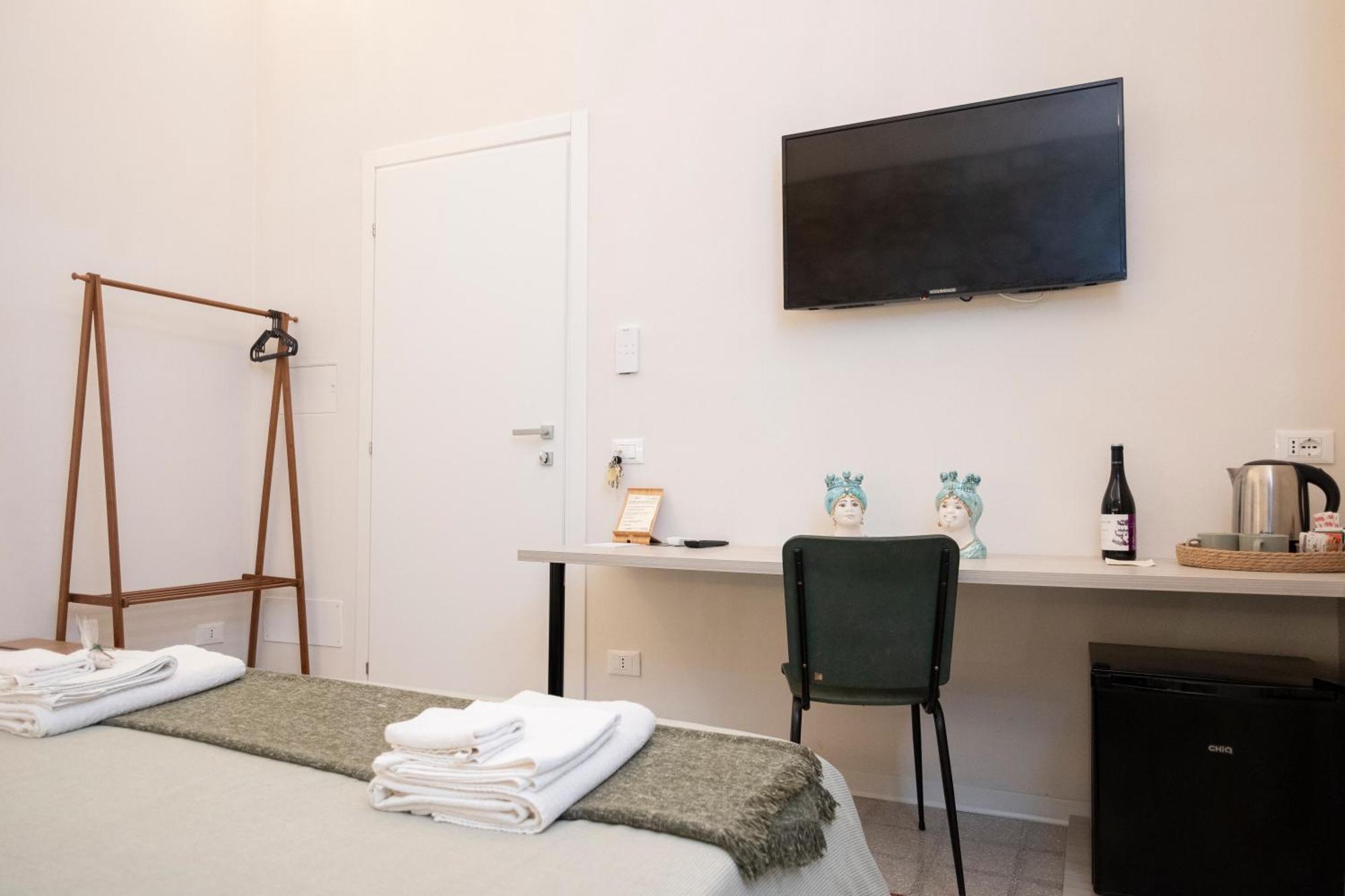 Bassi77 - Rooms & Apartments Trapani Dış mekan fotoğraf