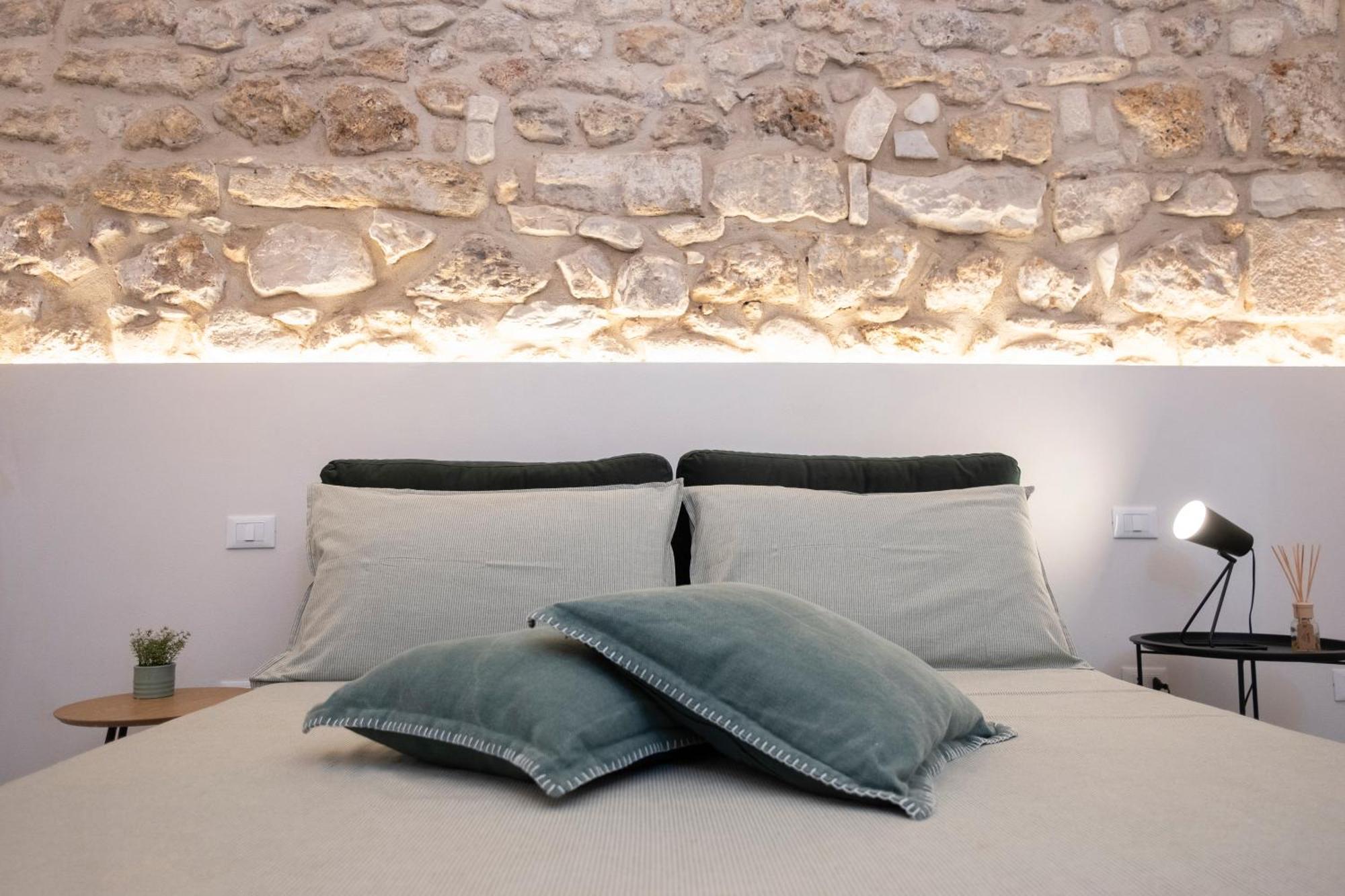 Bassi77 - Rooms & Apartments Trapani Dış mekan fotoğraf